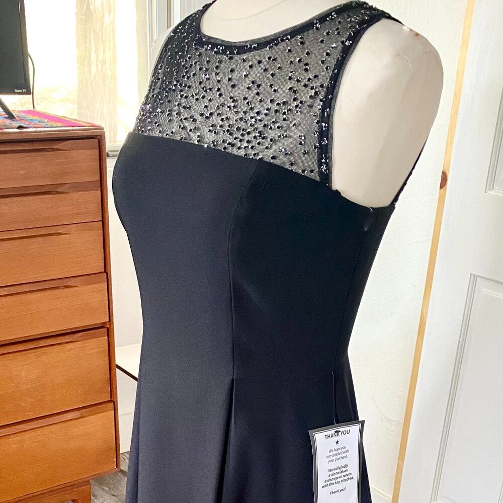 NWT Aiden Mattox Brand Cocktail Dress with Beaded Tulle Size 6 Retail $100